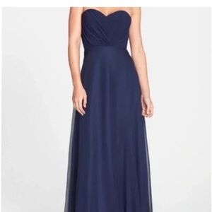 Vera Wang Blue Strapless Gown